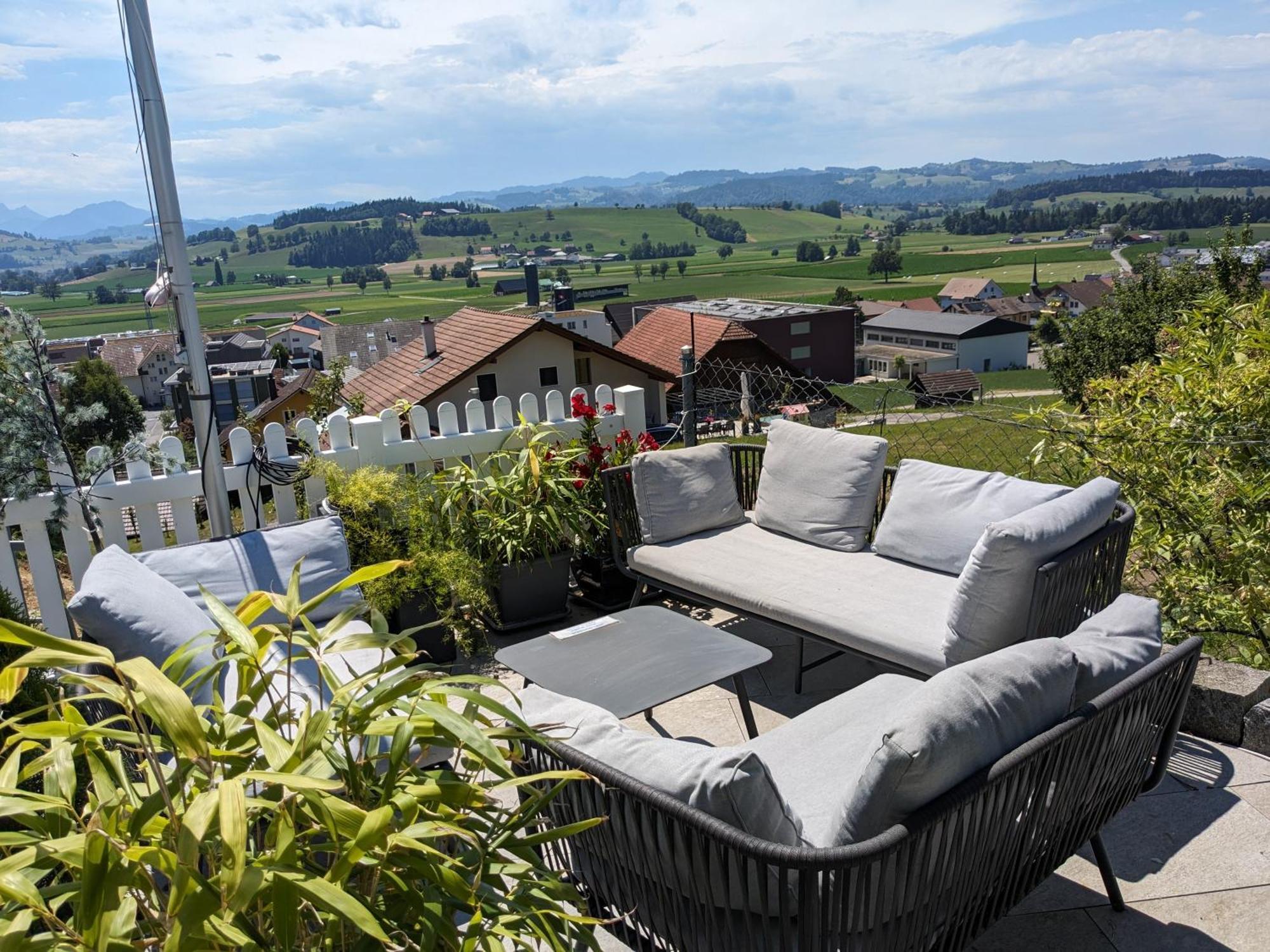 Apart Hotel Near Lucerne Ruswil Exterior photo